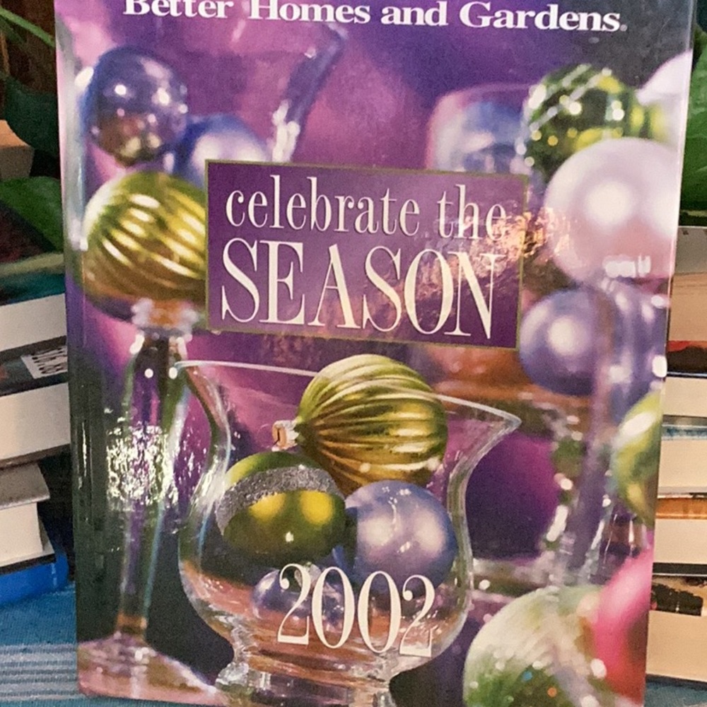 Enter Homes and Gardens 2002 cookbook